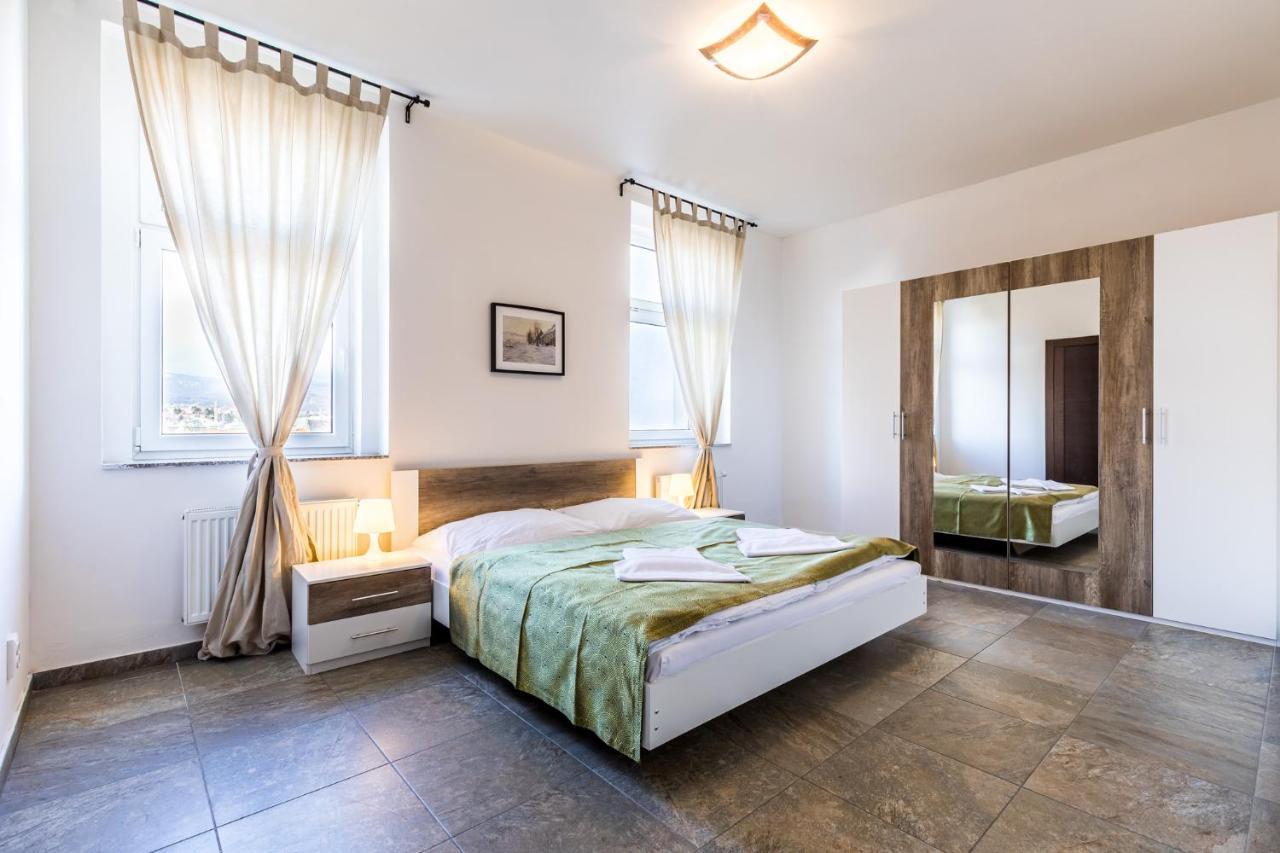 Teplice Apartments U Schodu Exterior foto